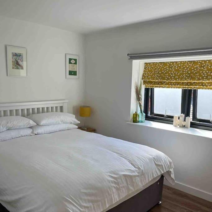 No5 At 53 - 2 Bed Apartment In Leek, Staffs Peak District Exterior foto